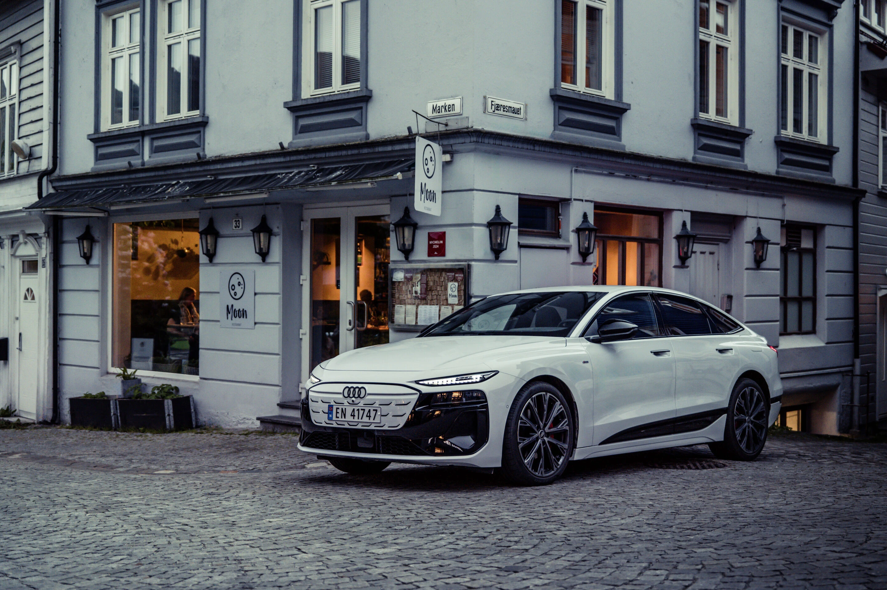 Audi A6 e-tron