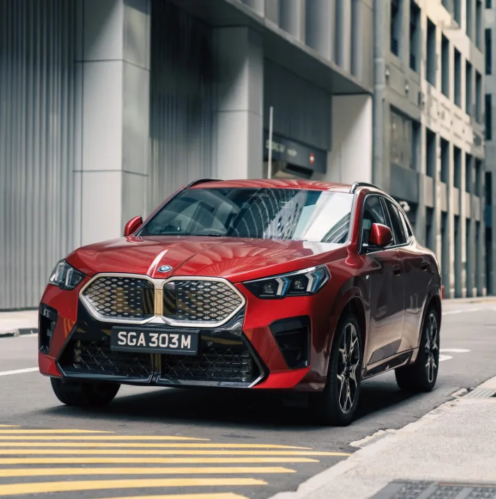 BMW iX2